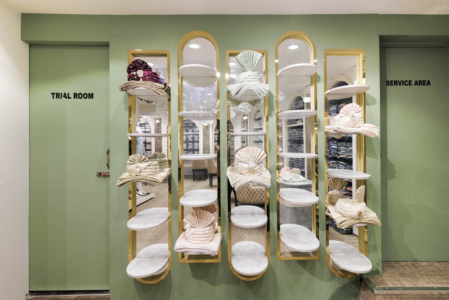 vector plinth Ammajan Premium Outlet 0002 003.jpg