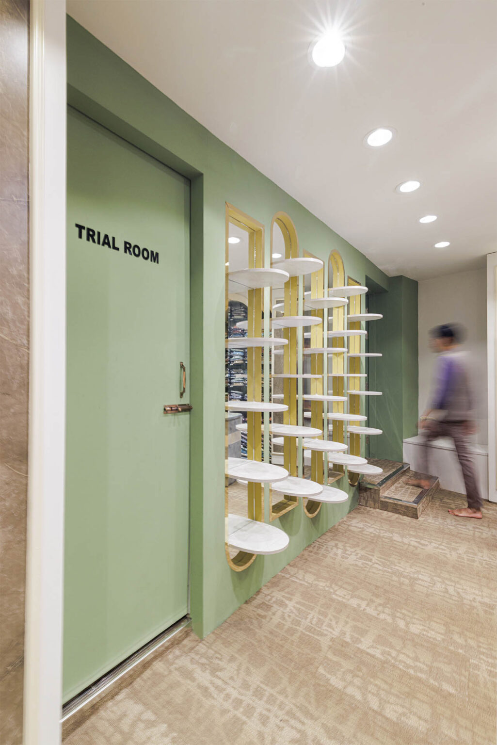 vector plinth Ammajan Premium Outlet 0003 010.jpg