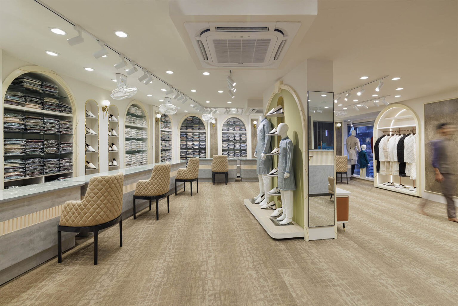 vector plinth Ammajan Premium Outlet 0006 012.jpg